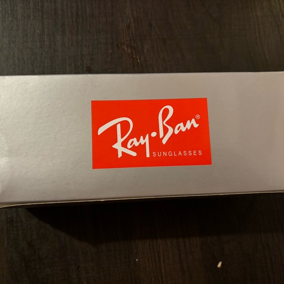 Ray-Ban - NEW WAYFARER CLASSIC sunglasses - Picture 8 of 10